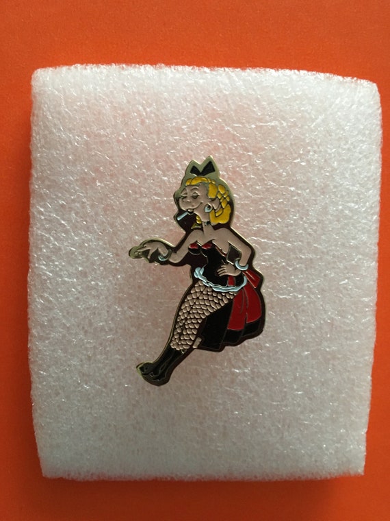Lapel Pin character from Lucky Luke Saloon dancer… - image 3