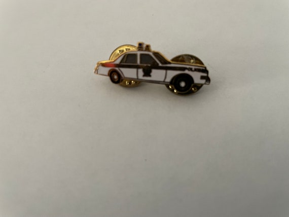 Vintage Lapel Pin Surete du Quebec Police car Ena… - image 6