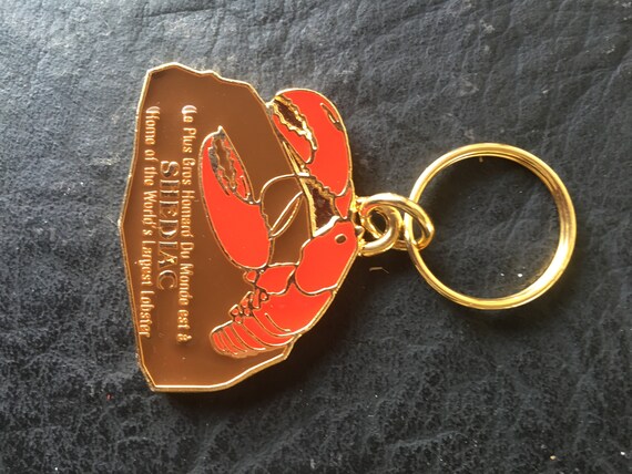 Lobster Vintage Key Chain gold-tone metal Canadia… - image 8