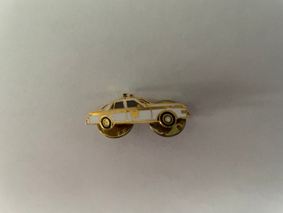 Vintage Lapel Pin Surete du Quebec Police car Ena… - image 7
