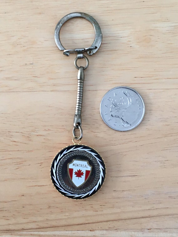 Vintage keychain Canadian souvenir Montreal Quebe… - image 2