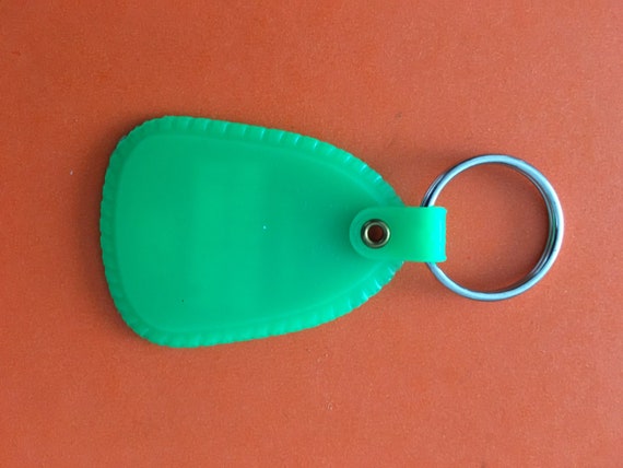 Keychain vintage Promo Retro green plastic for co… - image 7