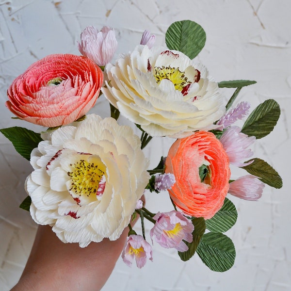 Fleurs en papier crêpe, Ranunculus en papier rose, Petites pivoines en papier, Artiste ukrainien, Grande fleur en papier, Bouquet pour elle