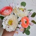 see more listings in the Bouquets de fleurs en papier section