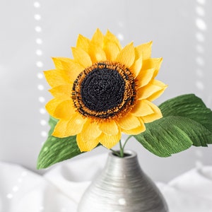 Composizione di fiori di girasole di carta Bouquet da sposa di girasole di carta gialla Decorazioni per matrimoni e feste di compleanno Best seller