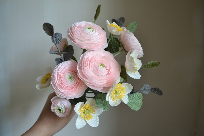 Crepe Paper Flowers, Pink Paper Ranunculus, Fake Bridal Flowers, Large Paper Flower, Luxury Flower Gift, Bouquet Her, Unique Paper Bouquet image 3