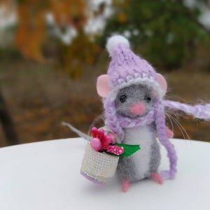 Needle felted miniature mouse in a hat