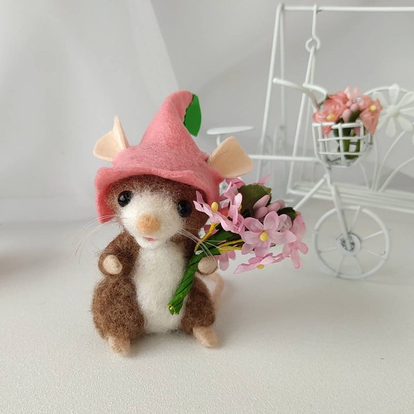 Felt mouse ,needle felted animal, birthday gift mouse