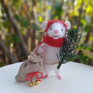 Felted Christmas mouse, needle-felted animal