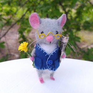 Needle felted mouse, wool animal, mini mouse