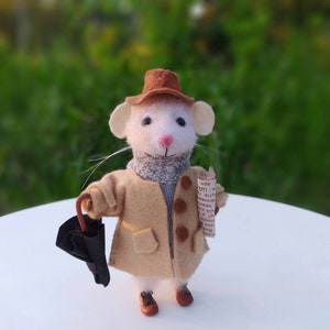 Handmade white mouse in clothes, cute felt mouse for a dollhouse, needle felted   animals