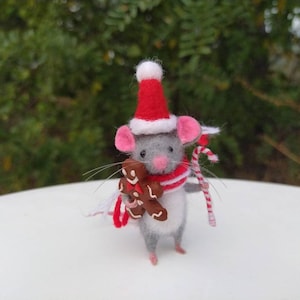 Needle felted mouse, miniature Christmas toys
