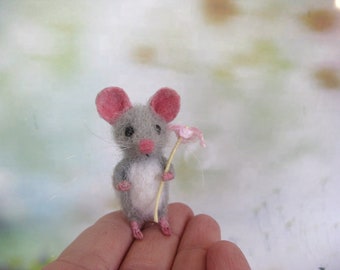 Felt miniature field mice