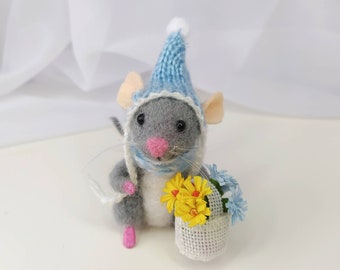 Needle felted miniature gray mouse,  mouse in a hat