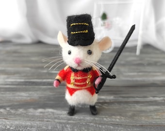 Needle felted mouse. Christmas mouse hussar