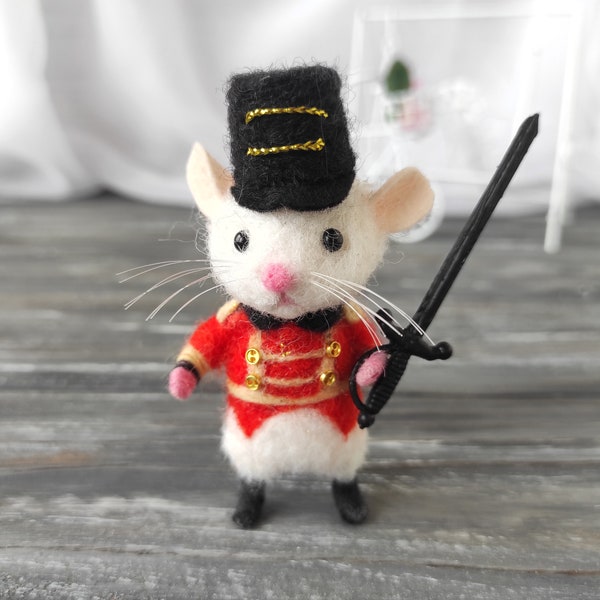Needle felted mouse. Christmas mouse hussar