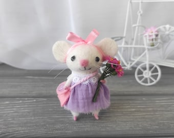 ニードルフェルトで作ったミニチュアネズミ