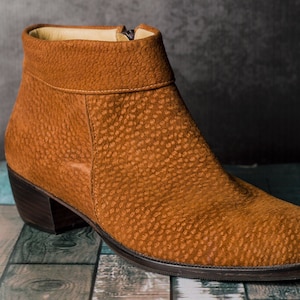 Short shaft boot