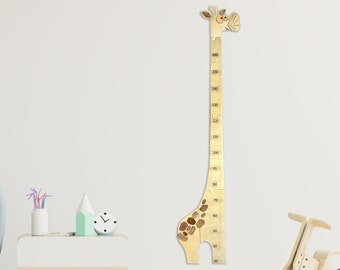 Personalized Giraffe Growth Chart: Wooden Kids Height Ruler for Nursery or Playroom Décor, Fun Gift for Toddlers – US Duty Free!