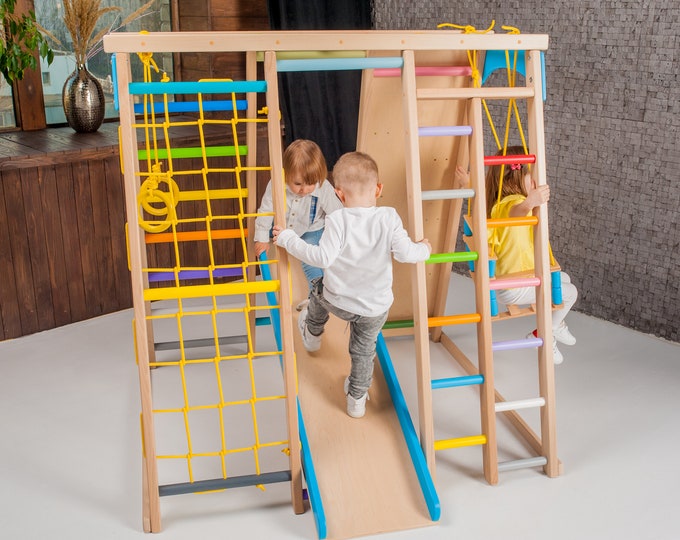 Multifunctional Wooden Climbing Wall Set for Toddlers - All-Year-Round Fun and Developmental Play!