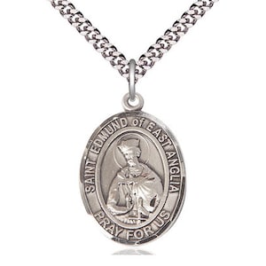 St Edmund Of East Anglia Sterling Silver Pendant on a 24 inch Light Rhodium Heavy Curb Chain.