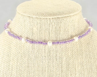 Freshwater pearl and seed bead choker necklace, Simple beaded Beach Necklace, Genuine pearl choker for women, Elegant purple wedding choker