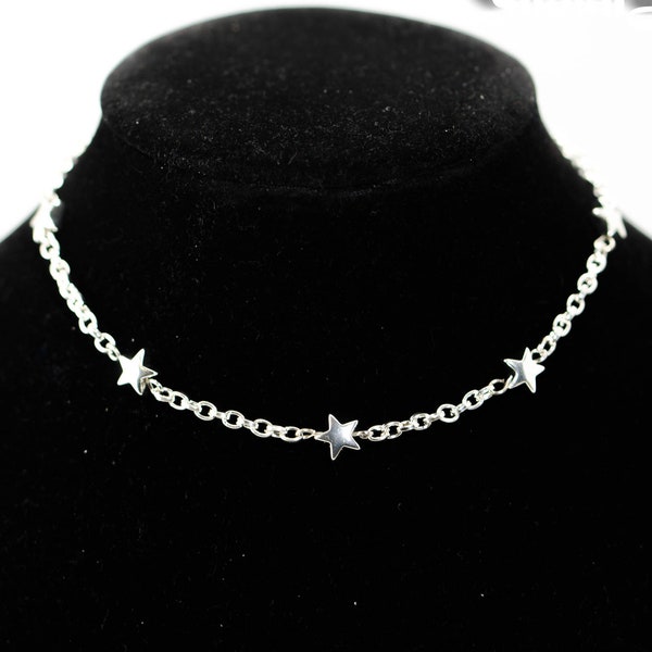 Hematite Star choker necklace, Simple dainty chain choker, Silver star beaded choker, Modern Minimal Celestial necklace, Cool Christmas gift