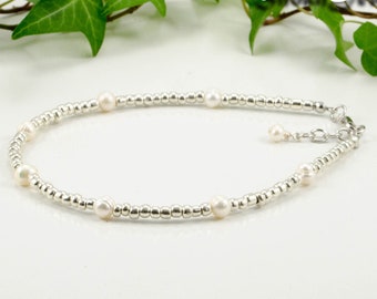 Freshwater pearl and seed bead anklet for women, Beaded boho ankle bracelet, Elegant white pearl anklet, Wedding jewelry, Bridesmaids gift