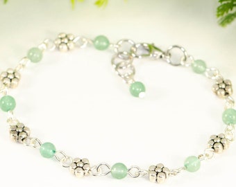 Dainty Aventurine Anklet, Tibetan Silver Flower and Gemstone Ankle Bracelet, Minimalist green crystal anklet, Simple daisy anklet for Women