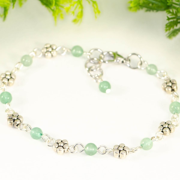 Dainty Aventurine Anklet, Tibetan Silver Flower and Gemstone Ankle Bracelet, Minimalist green crystal anklet, Simple daisy anklet for Women