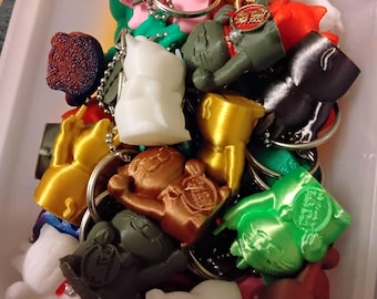 Lucky Cat Keychain Mystery Grab Bag! Will you get naughty or Nice?