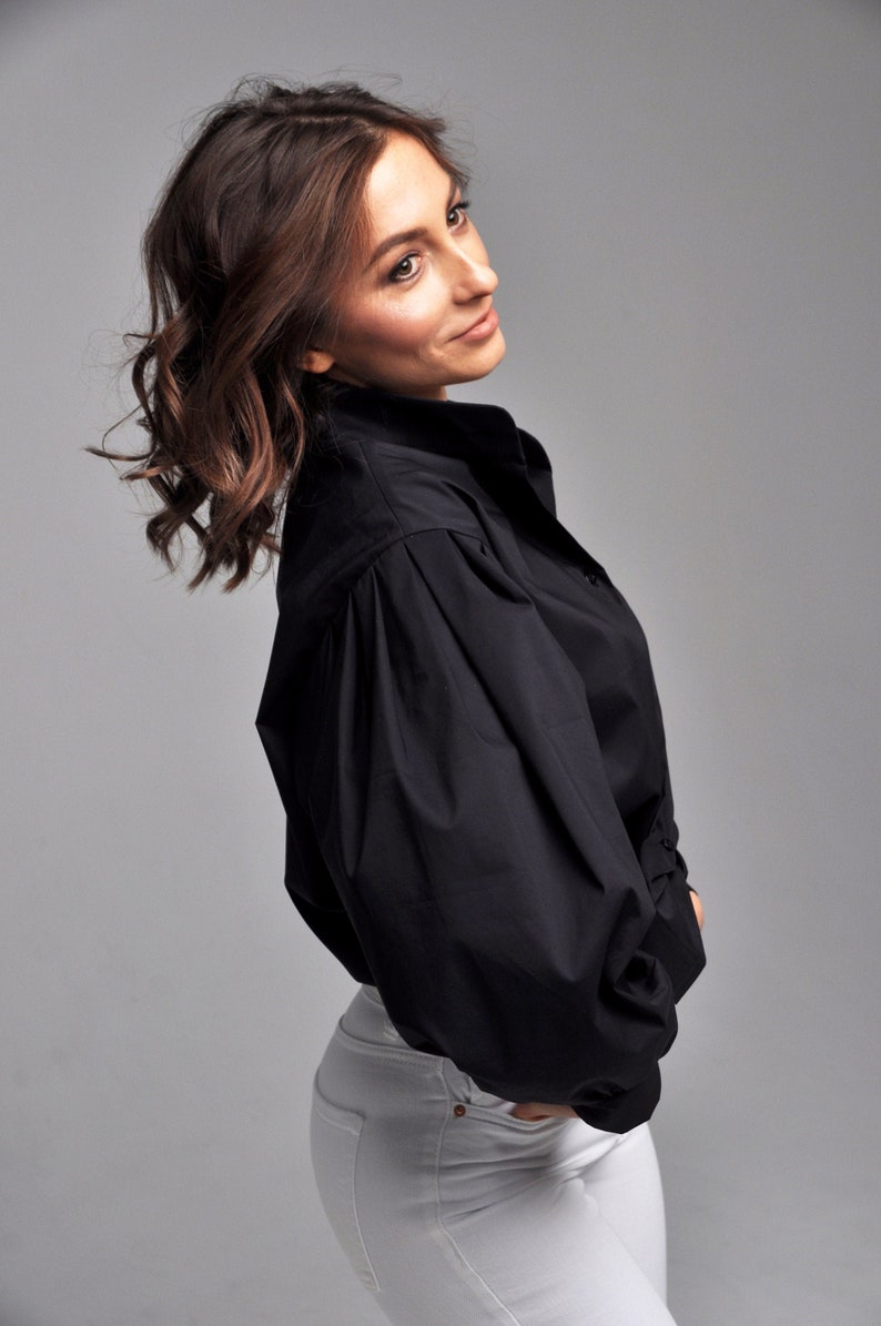 black blouse with big sleeves