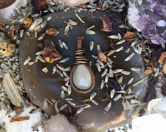 Moonstone Pendant