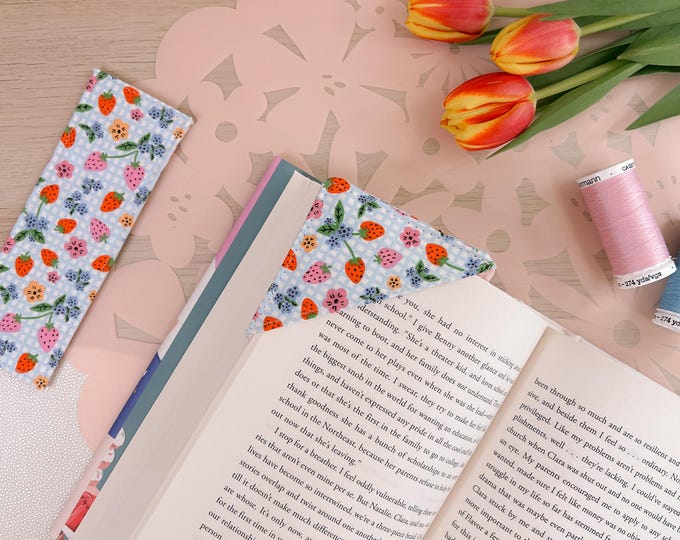 Strawberry Patch Fabric Corner Bookmark