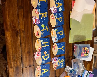 Baby Hai Geburtstagsbanner