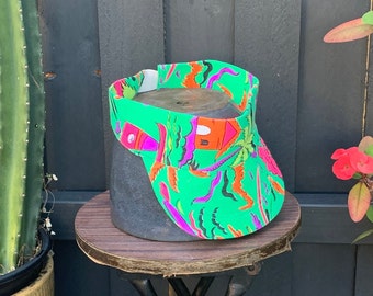 Vintage 80’s dead-stock Green ‘surf’ print visor - as new condition