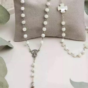 Mother of pearl rosary – Italian Catholic prayer beads –  Delicate gift for Baptism, First Communion