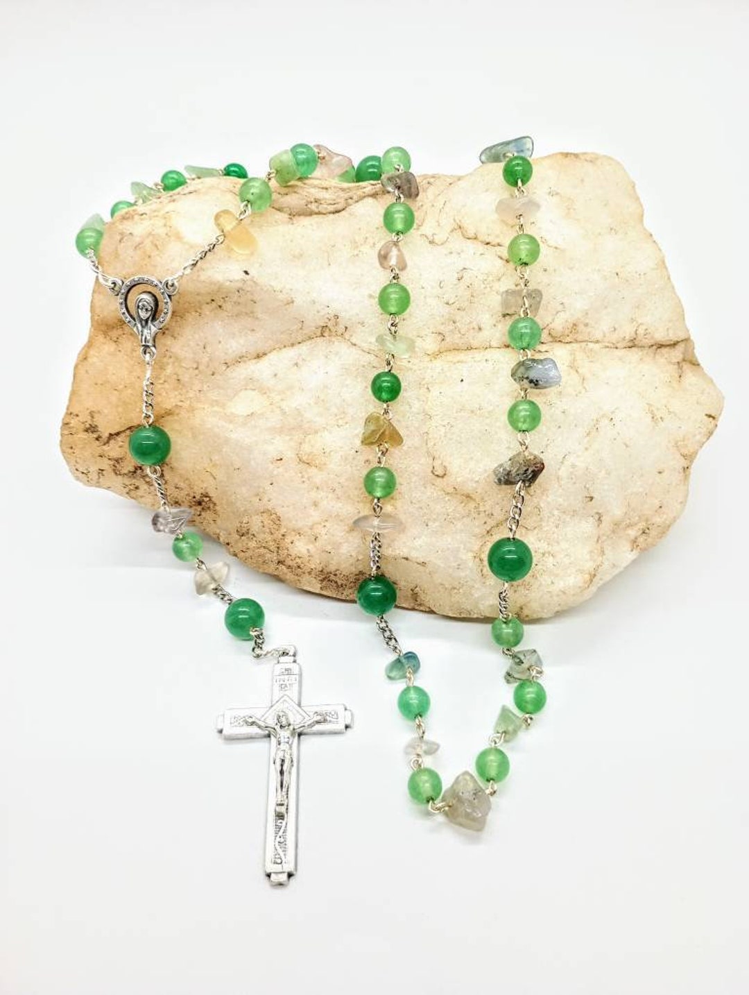 HELLOWIN Catholic Rosary Set - Stone Beads Rosary, Bracelet, Necklace & Prayer Cards In Gift Box (Green) - View #5