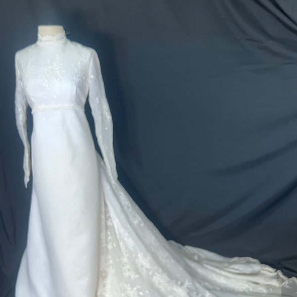 Exquisite vintage wedding dress-cotton voile, embroidery and Modern Size 8-RARE!