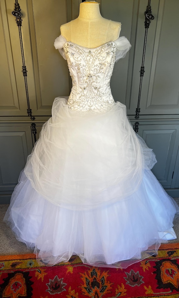 flare sleeve wedding dress A-Line Court Train Off The Shoulder Chiffon Lace Bridal Wedding Dress Bell Sleeve COCOMELODY CW2223, 35 Days / Ivory / US6-UK8-EUR36