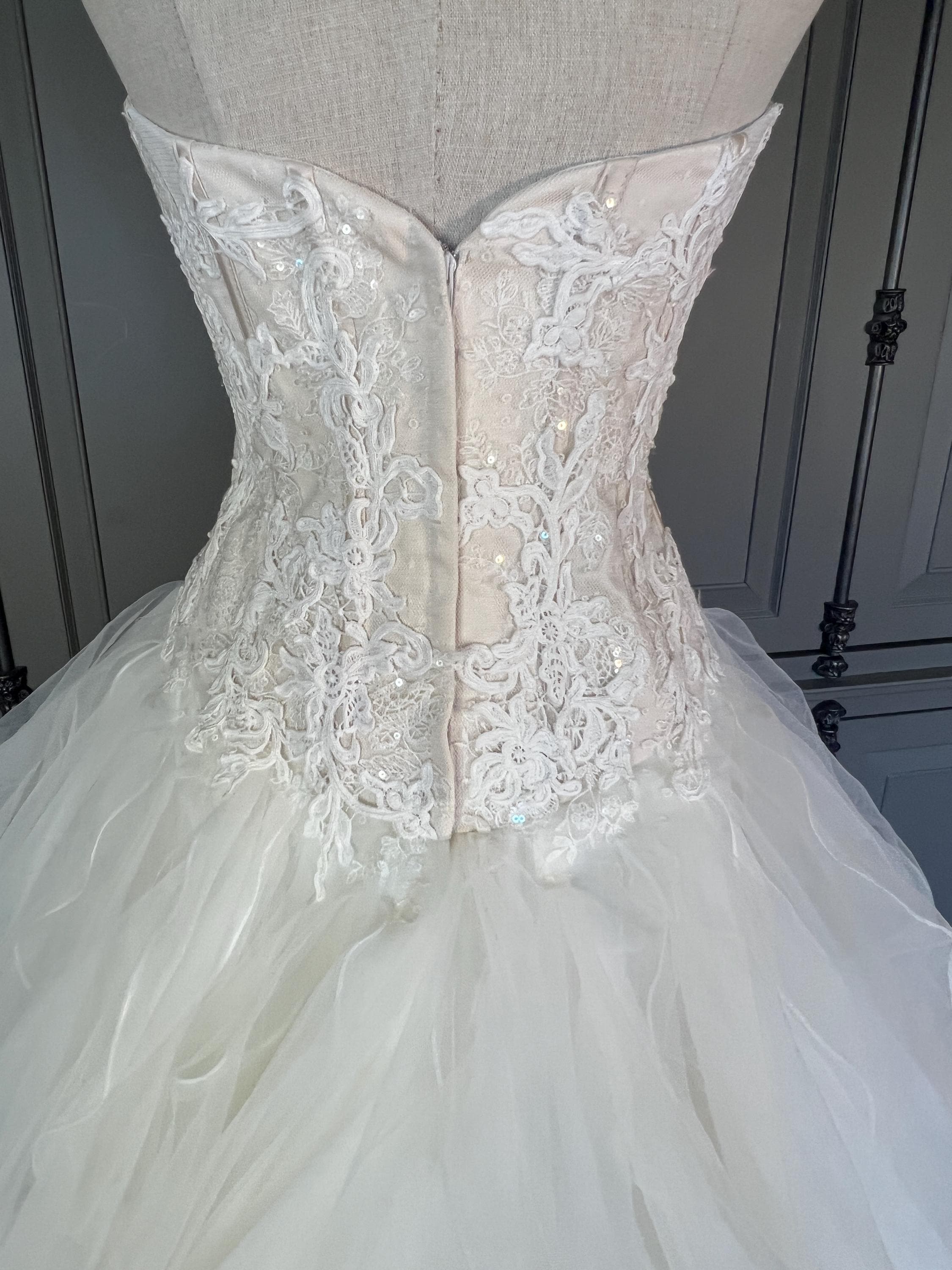 Oleg Cassini Corseted Layered Hem Gown Size 8 WOW! - Etsy