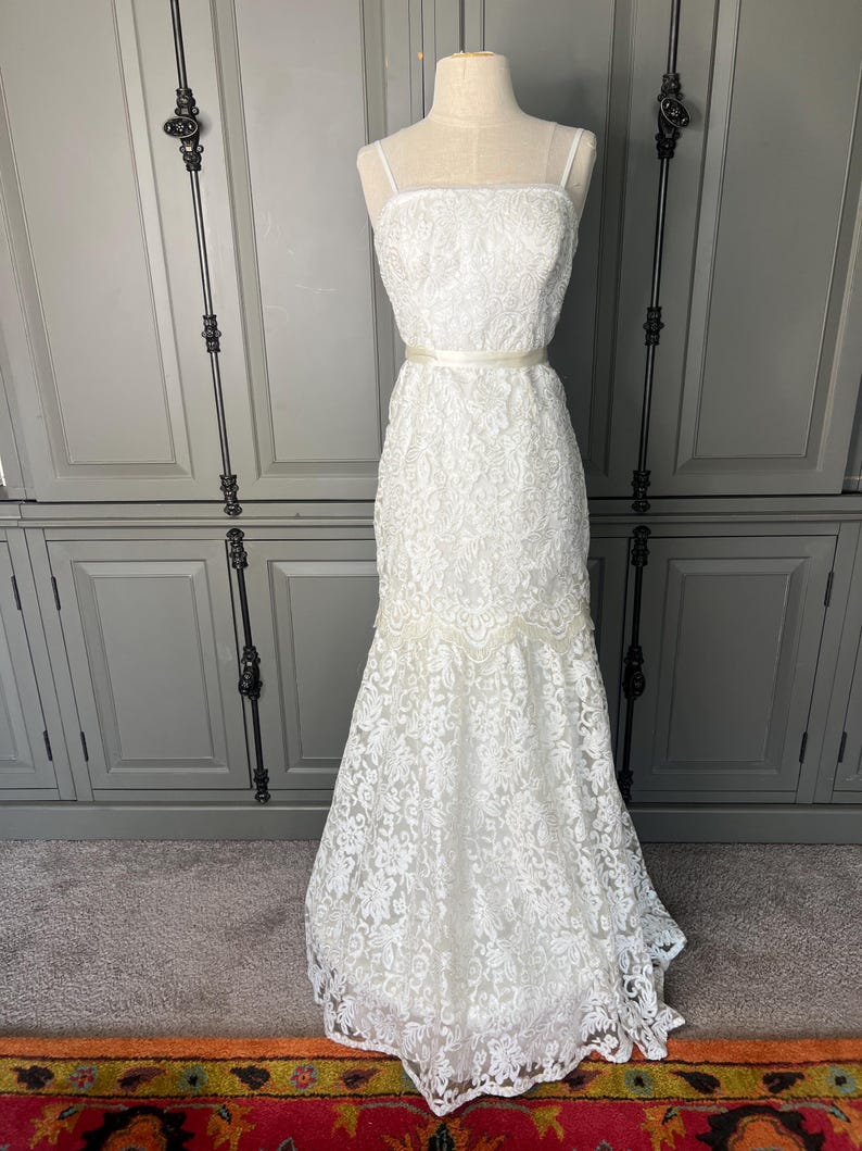 Adrianna Papell size 8