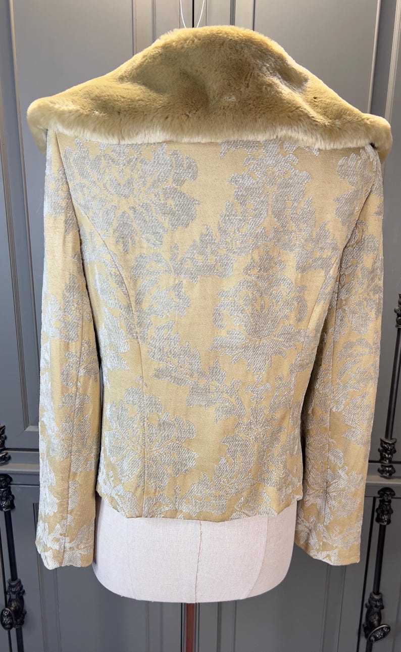 Anthropologie jacket-great details! Size 6 image 5