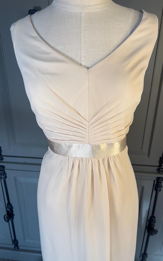 Davids Bridal Cascading Ruffles Flowy Champagne Gown Size 12 - Etsy Davids Bridal Cascading Ruffles Flowy Champagne Gown Size 12 - Etsy