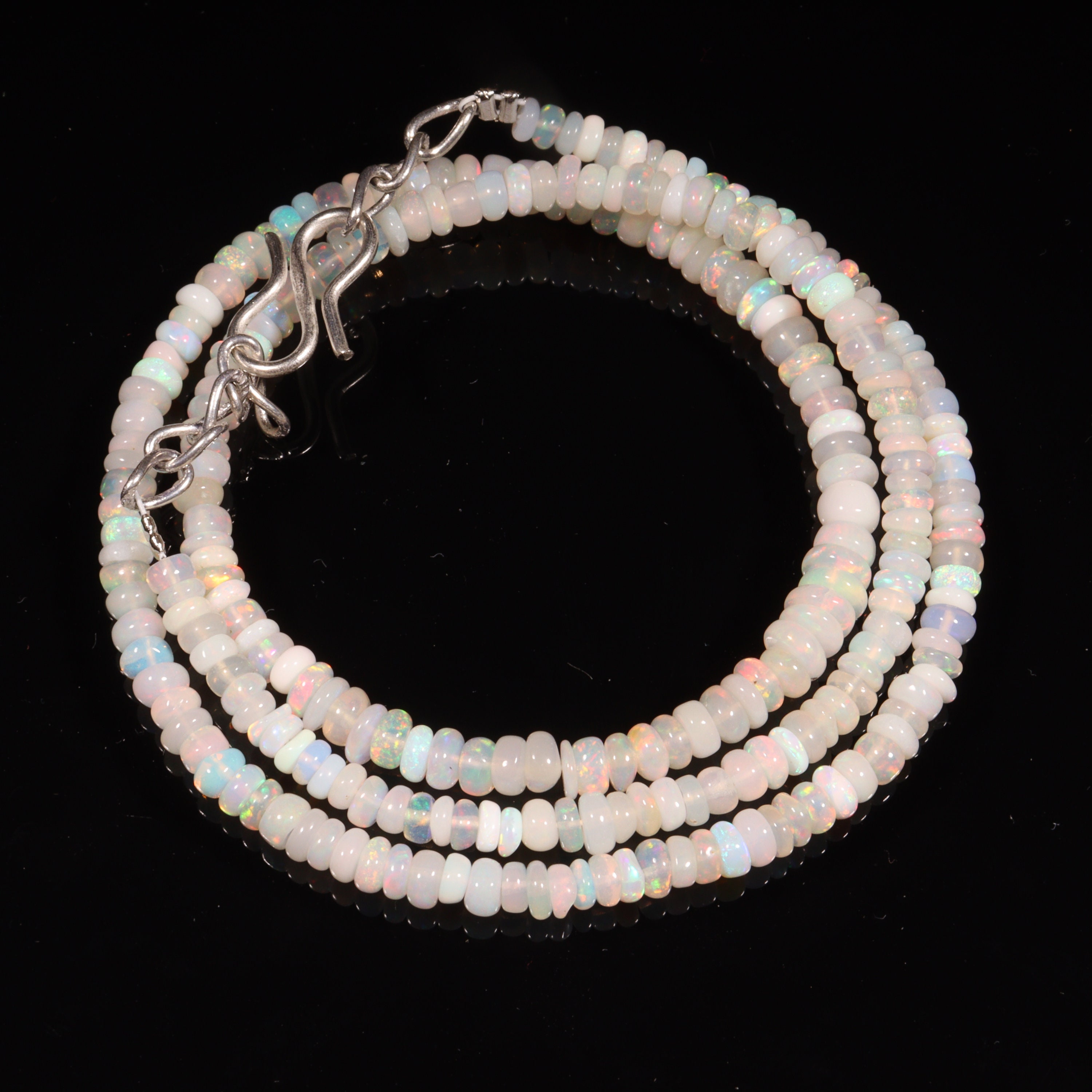 エチオピア産ファイヤーオパール ロンデルビーズネックレス：天然