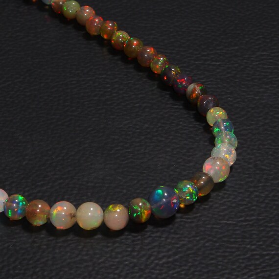 36カラット 17インチ - 天然エチオピア産オパールボールネックレス