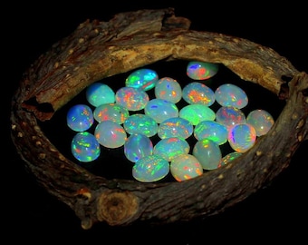 Cabochon d&#39;opale d&#39;Éthiopie naturelle 8 x 10 mm - Opale de feu Welo - Pierre d&#39;opale - Pierre en vrac - Cabochon d&#39;opale ovale 1 pièce