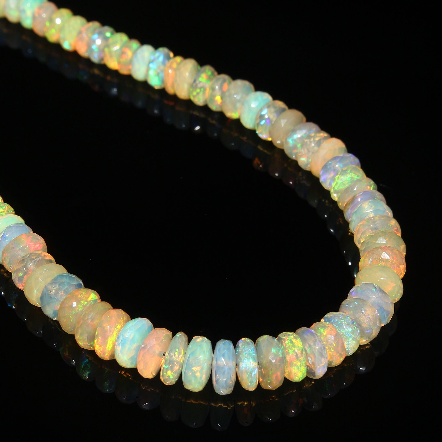 69カラット 14インチ - 天然エチオピア産ウェロファイアーファセット