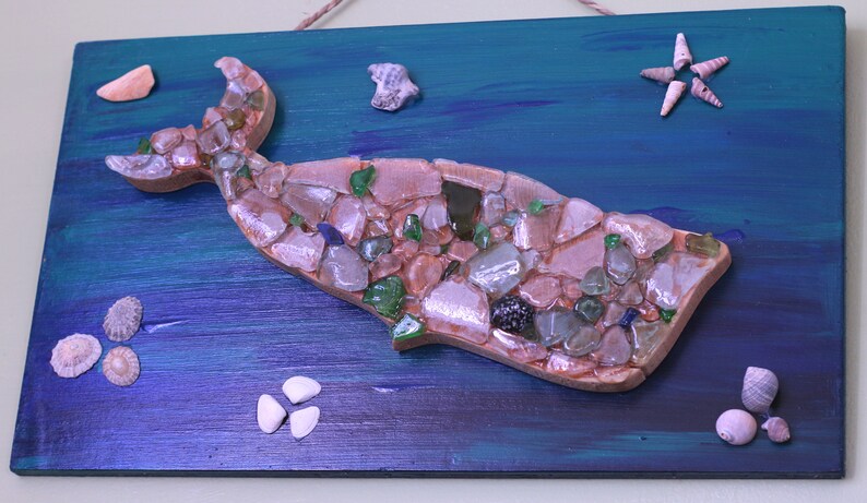 Mosaico de ballena de cristal de mar con conchas. pared | Etsy
