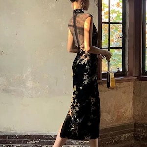 Singer Diamond 张碧晨 Elegant China Cheongsam in Black Velvet ,Classic Jacquard Flower Full Length Qipao Dress, Gift for Her